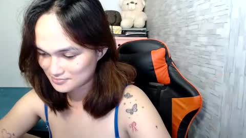 Snapshot of ts_kawaiiass chatting on October 28, 1:12 pm ts_kawaiiass online show from October 28, 1:12 pm