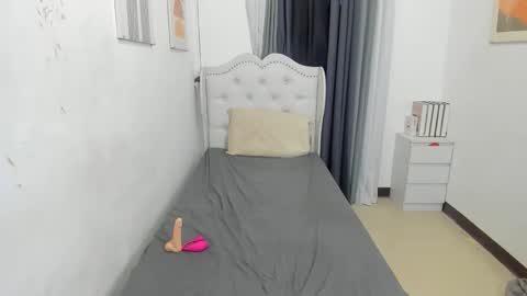 ts_ysaevans online show from May 3, 11:00 pm