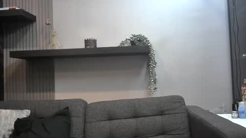 Lexi Longg online show from April 21, 2:26 am