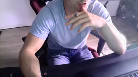 tsloverdome online show from August 3, 9:37 am