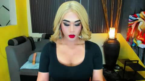 Nicoleeee online show from January 8, 8:36 pm