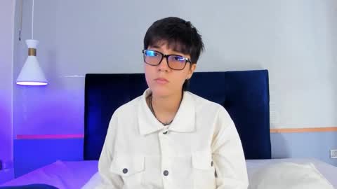 Maru online show from December 5, 8:17 pm