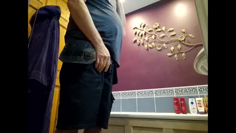 Snapshot of tubsy6868 chatting on October 26, 4:28 pm tubsy6868 online show from October 26, 4:28 pm