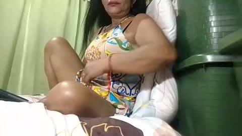 Mae online show from November 13, 11:07 pm