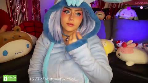 Tay online show from February 20, 12:43 am