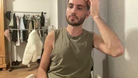 Snapshot of twikboy chatting on September 23, 8:26 pm Twinkboy online show from September 23, 8:26 pm