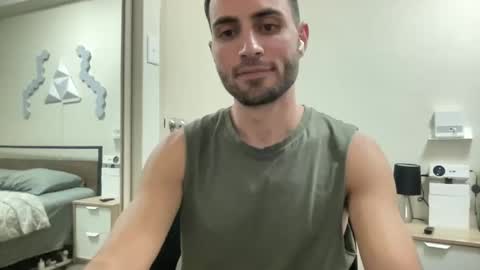 Snapshot of twikboy chatting on February 26, 12:16 pm Twinkboy online show from February 26, 12:16 pm