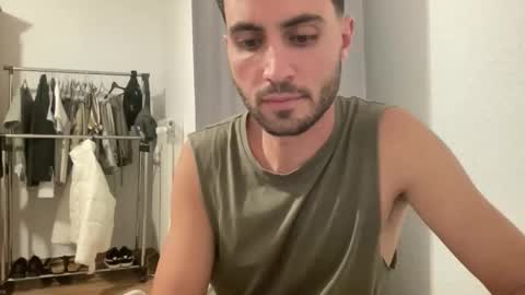 Snapshot of twikboy chatting on September 17, 8:56 pm Twinkboy online show from September 17, 8:56 pm