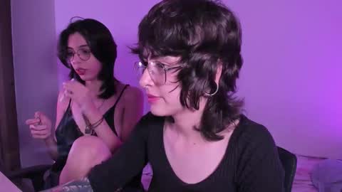 Eve  Lili online show from October 21, 11:52 pm