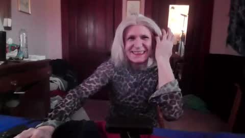 Kitten online show from March 9, 6:54 pm