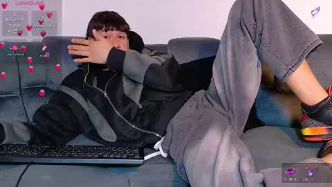 Mr Daren online show from October 8, 5:41 pm