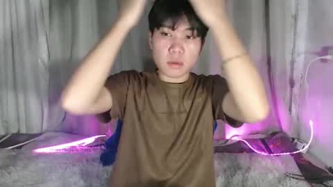 twinkerx online show from March 31, 10:15 am