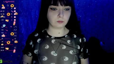 Stella online show from December 6, 5:14 am