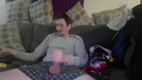 TwinkyMcgee online show from November 29, 5:48 am