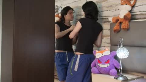 twinslovers_ online show from May 20, 4:31 am