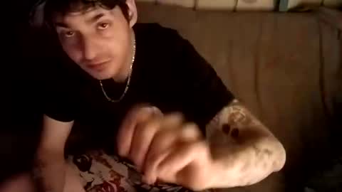 TwistedBlizzy online show from December 19, 4:57 pm