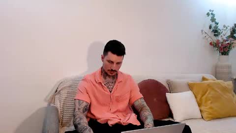tyagodoll online show from May 13, 5:55 pm