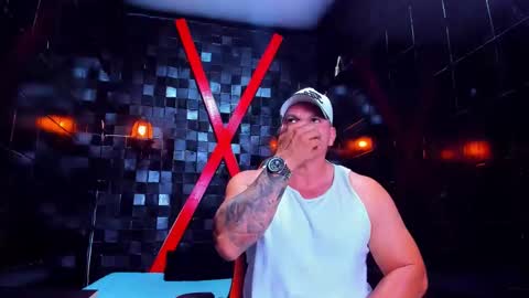 Tyleer Scot online show from April 1, 7:33 pm