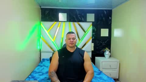 Tyleer Scot online show from April 13, 8:02 pm