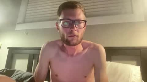 tyler1401912591 online show from June 4, 8:09 pm