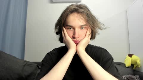 Snapshot of tyler__johnson chatting on February 4, 1:23 am Tyler  johnson online show from February 4, 1:23 am