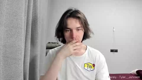 Snapshot of tyler__johnson chatting on February 5, 7:31 pm Tyler  johnson online show from February 5, 7:31 pm