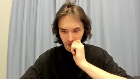 Snapshot of tyler__johnson chatting on February 2, 4:37 am Tyler  johnson online show from February 2, 4:37 am
