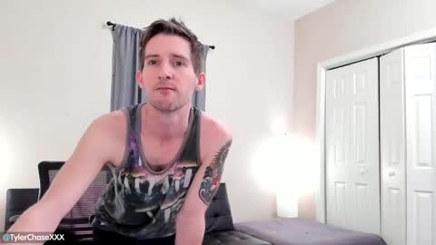 Snapshot of tylerchasexxx chatting on March 12, 9:24 pm Tyler Chase online show from March 12, 9:24 pm