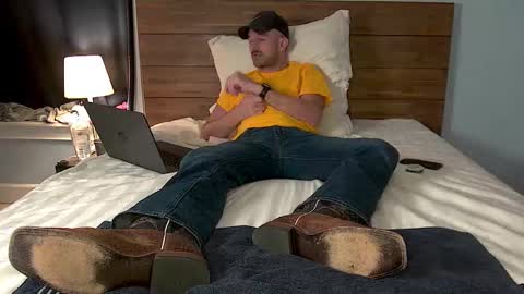 TylerLogan813 online show from September 13, 5:21 am