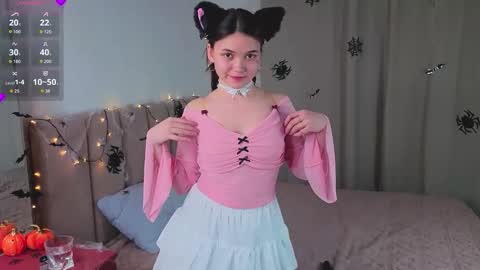 Emily online show from October 28, 11:22 am