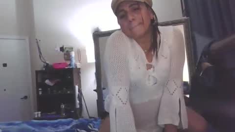 Azelia B online show from March 14, 7:18 pm
