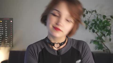 Lili online show from February 19, 10:09 pm