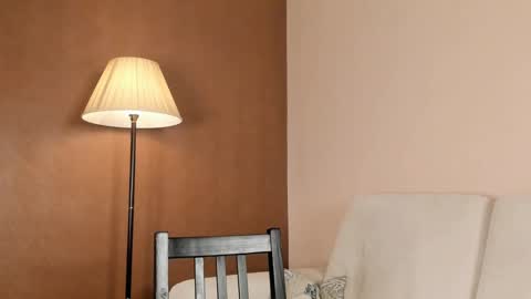 Amelia online show from February 14, 1:51 pm