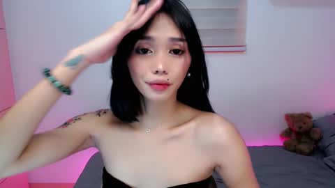 urbbgirl alliah online show from January 17, 7:18 am