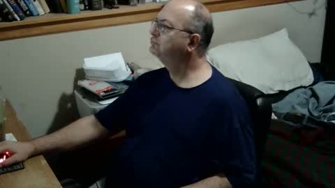 Michael online show from December 5, 1:27 am