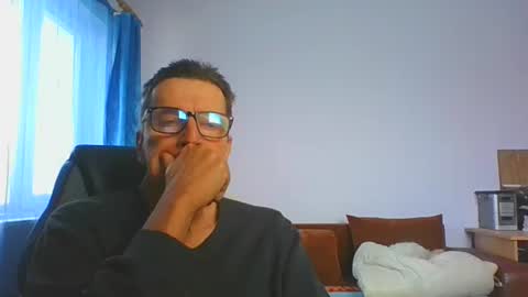 ulmeni7 online show from January 9, 7:03 am