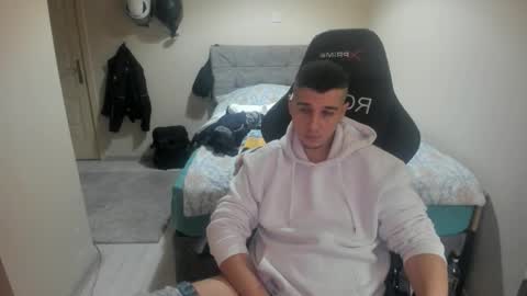 hi im mike tyson -  online show from December 19, 9:10 pm