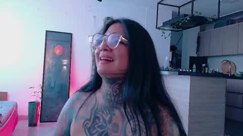 Franchesca  online show from October 16, 10:08 pm