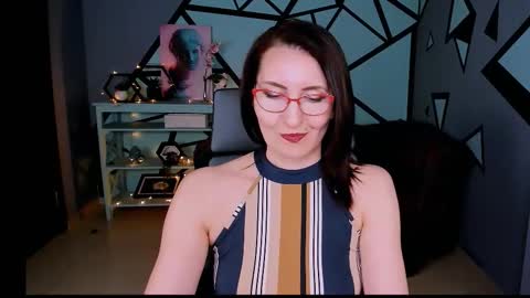 UnaTera online show from February 2, 9:16 am