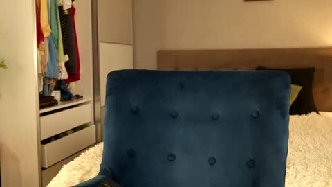 Snapshot of unbelievable__ chatting on October 15, 2:18 pm Sasha online show from October 15, 2:18 pm