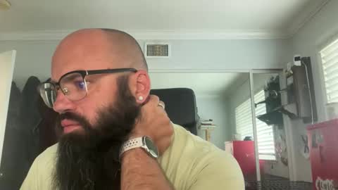 uncutbeard129840 online show from June 8, 1:45 pm