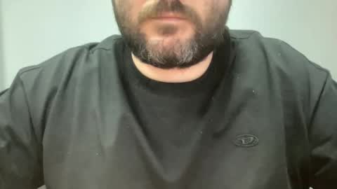 Snapshot of uncutdude321 chatting on February 17, 1:22 pm uncutdude321 online show from February 17, 1:22 pm