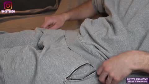 Mister Uncut online show from December 15, 5:20 pm