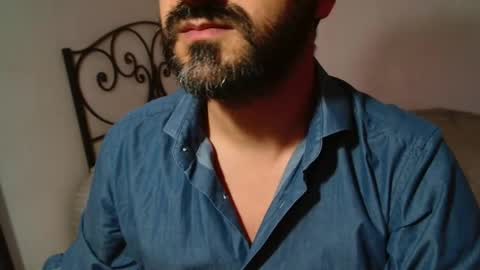 Giov online show from October 21, 4:32 pm