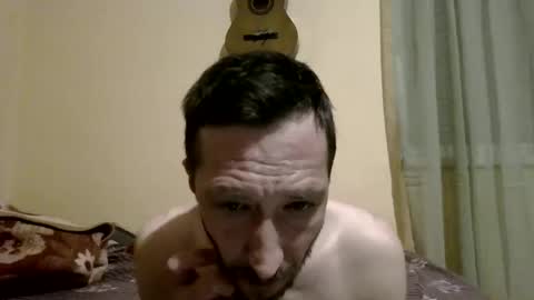 underguy19 online show from April 17, 10:45 pm