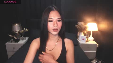 unforgetablekezia online show from July 29, 3:50 am