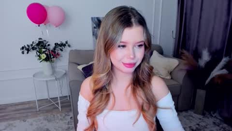 Alice online show from September 17, 8:12 pm