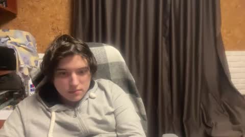 Anri online show from April 18, 9:59 pm