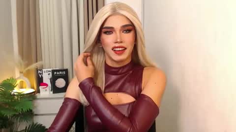 Miss Andrea online show from January 5, 6:55 pm