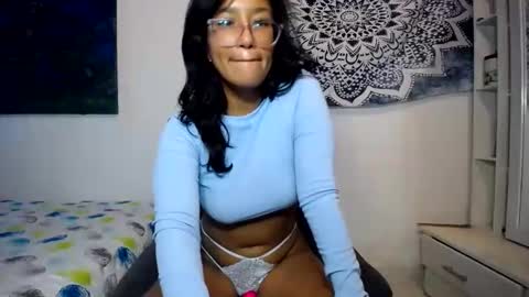 Snapshot of universepsicosis chatting on February 16, 7:27 pm Lau online show from February 16, 7:27 pm